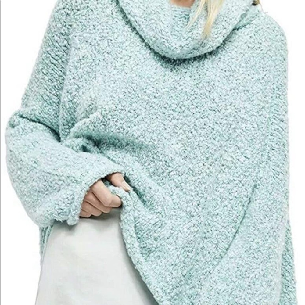 Free People BFF COWL NECK SWEATER BNWT Size SMALL